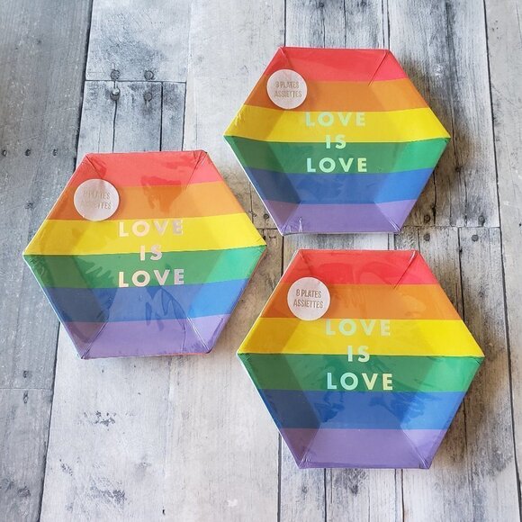 NWT - Meri Meri Love is Love Rainbow Paper Plates (set of 24) - Picture 1 of 2